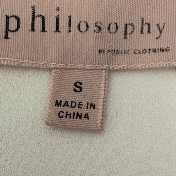 Philosophy Light Ivory Lace Cap Sleeve Pleated Neckline Blouse | Size M - Picture 6 of 8